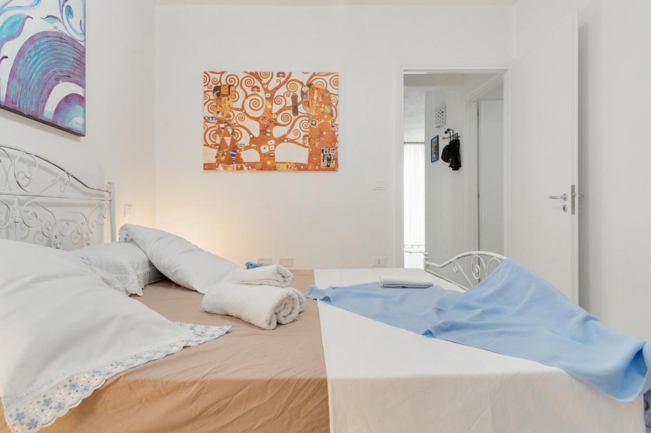 Millebolleblu Apartments Lido Marini Eksteriør bilde